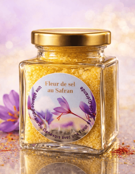 Vue sur un pot de fleur de sel de Guérande au Safran du producteur Safran du Genevois